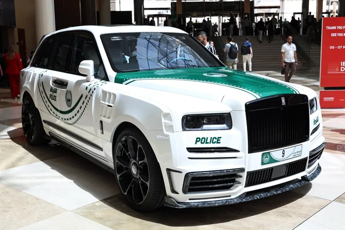 Dubai Gandeng Rolls-Royce Cullinan, Polisi Jadi Lebih Mewah dan Eksklusif!