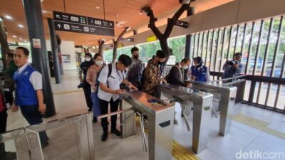 ASN Jakarta Wajib Naik Transum, Tapi Macet Mysterius Malah Bertambah!