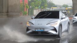 [BYD: Raja Mobil Listrik April, 10 Besar Terlaris Rontok Lawan]