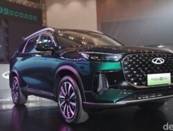 [Chery Tiggo 8 CSH vs Toyota Innova: Pertarungan MPV yang Tidak Mungkin Dilupakan!]