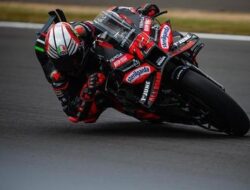 “MotoGP Inggris 2025: Kemenangan Berdarah, Quartararo Tumbang dalam Drama!”