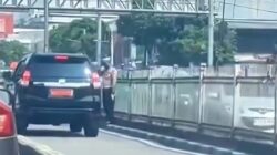 Viral! Mobil Dinas Masuk Jalur TJ Tanpa Hukuman, Kebal dari Aturan?