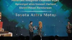 **Toyota Terpilih Raih Anugerah Ekonomi Hijau dari detikcom untuk Teknologi Elektrifikasi**
