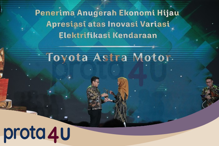 **Toyota Terpilih Raih Anugerah Ekonomi Hijau dari detikcom untuk Teknologi Elektrifikasi**