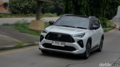“Servis Pertama Mobil Hybrid: Komponen Apakah yang Paling Kritis?”