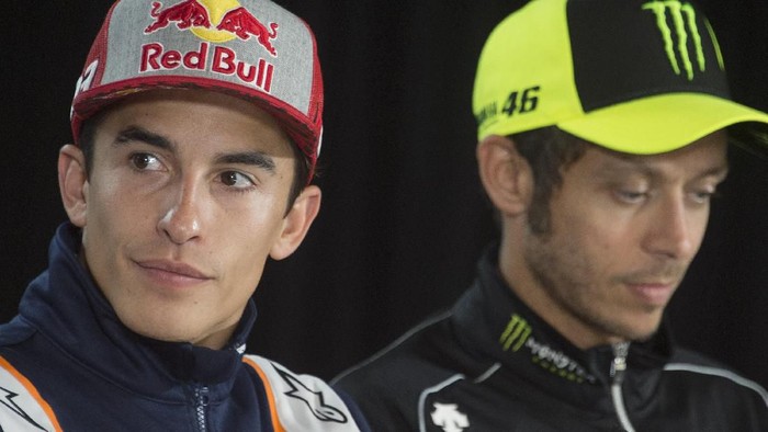 **Siapakah GOAT MotoGP Sesungguhnya? Rossi atau Marquez?** Pertempuran Legenda atau Generasi Baru?
