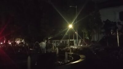 “Demo Anarkis Hancurkan Motor Satpam, Pilu!”