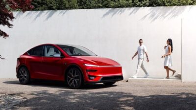 Tesla Luncurkan ‘Mobil Keluarga’ yang Performanya Kayak Supercar – Update 2