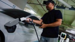 Pemerintah Diminta Revisi Kebijakan Mobil Listrik Setelah Insentif Impor Dicabut, Ini Implikasinya!