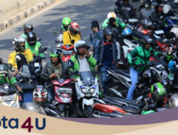 Aplikasi Negara: Ujung Pisau atau Pelampung bagi Driver Ojol?