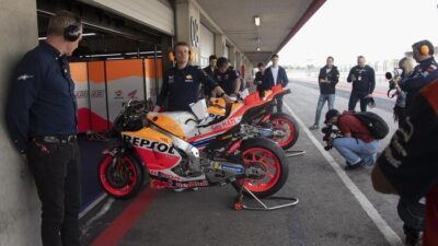 **Duel Persaingan Noleh di Balik Keberhasilan Repsol di MotoGP**