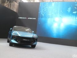 **Kenalin! Ini Omoda O4, SUV Baru yang Pas Buat Anak Muda, Inilah Sebabnya Mengapa Anda Tidak Bisa Lewatkan!**