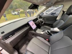 **Jaecoo J5 EV: Kabin Mewah dengan Teknologi Modern**