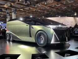 **Lexus LS 6 Roda: Rumah Mewah Berjalan atau Transformasi Otomotif yang Mengejutkan?**