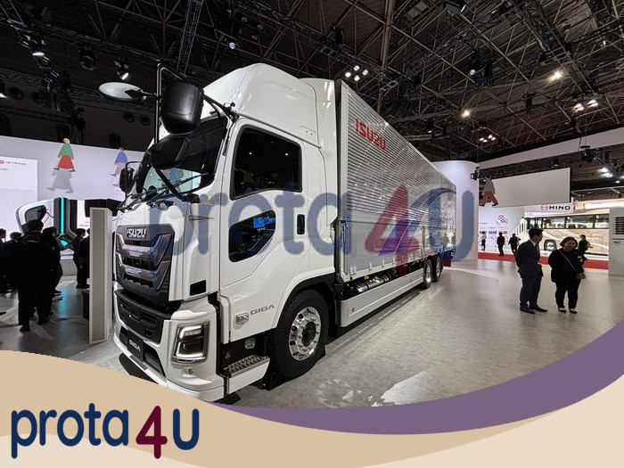 Truk Giga Isuzu 'Naik Kelas' di JMS 2025: Inovasi yang Menggemparkan Dunia Otomotif