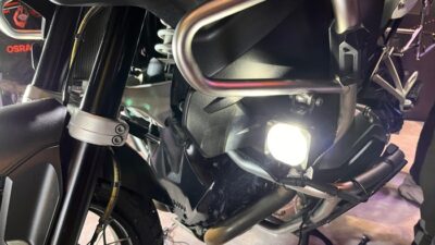 “Terjangkit Hajar Lubang? Lampu Tembak Solusi Wajib saat Touring Malam”