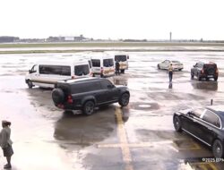 “Segini Harga SUV Eksklusif yang Menjemput Wapres di Afsel”